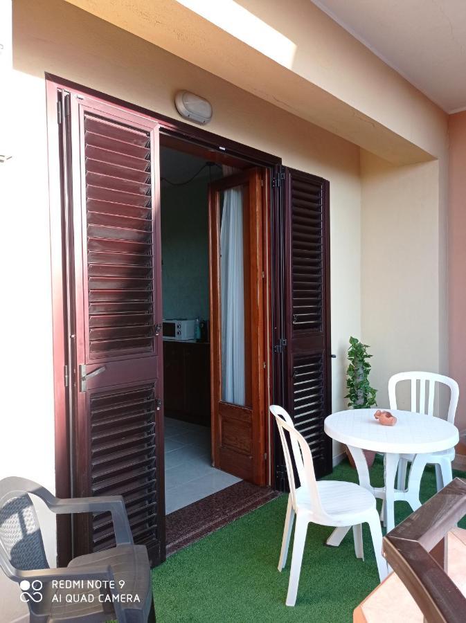 Short Less Apartment-Rooms Milazzo Exterior foto